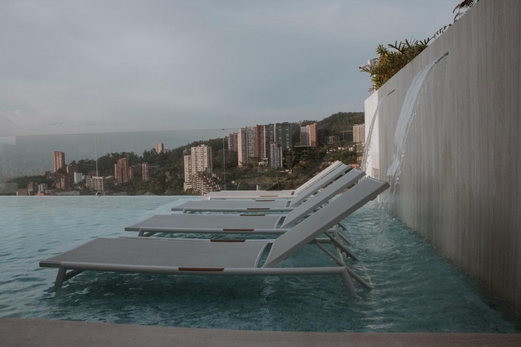 Binn Hotel Medellin Ngoại thất bức ảnh