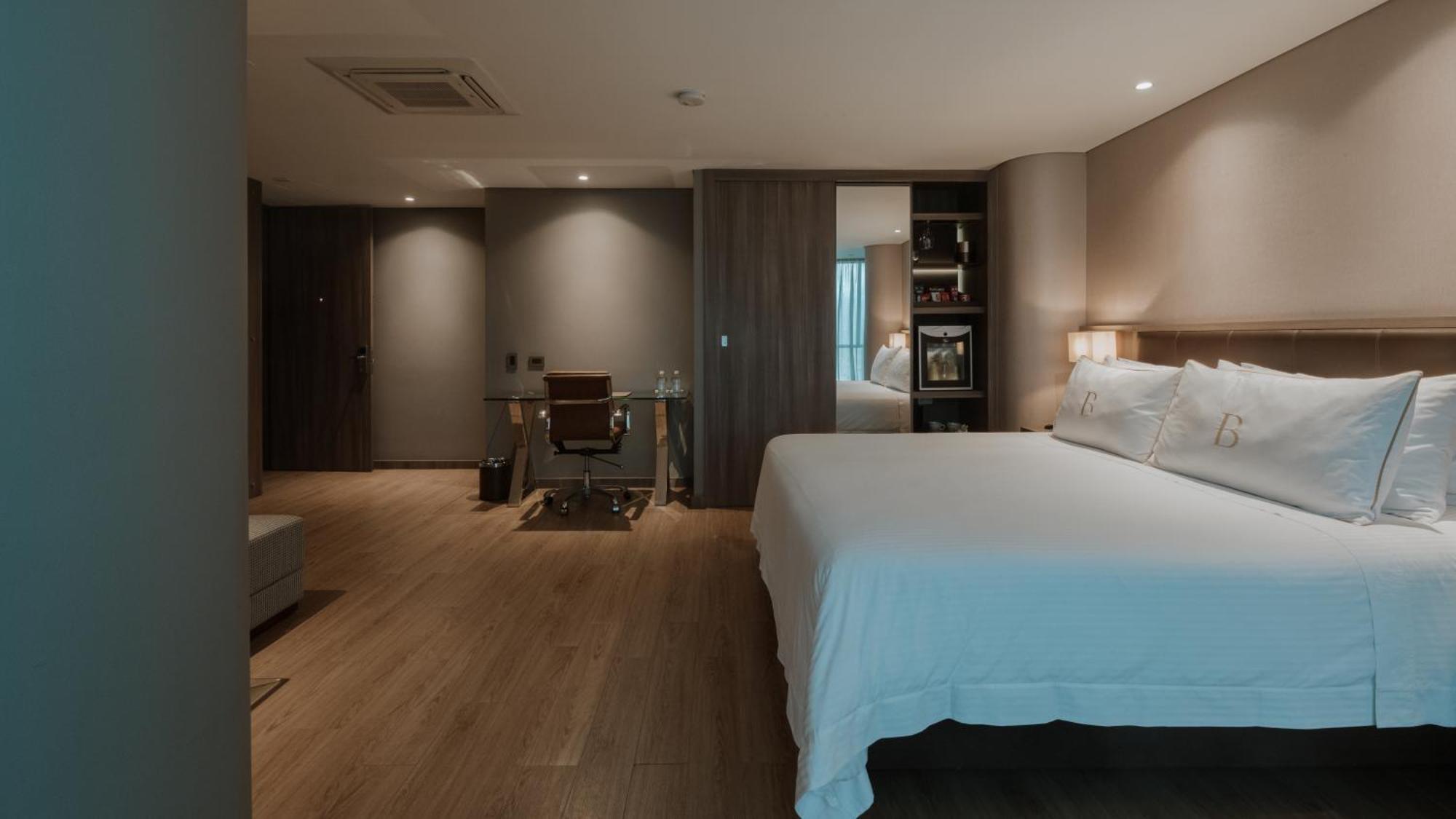 Binn Hotel Medellin Ngoại thất bức ảnh