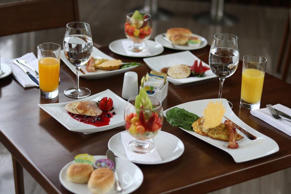 Binn Hotel Medellin Ngoại thất bức ảnh